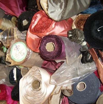 義烏花邊回收 告別積壓庫存，擁抱循環未來，專業回收與輔料銷售雙軌并行